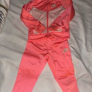 Nike Coral Pink Athletic Set